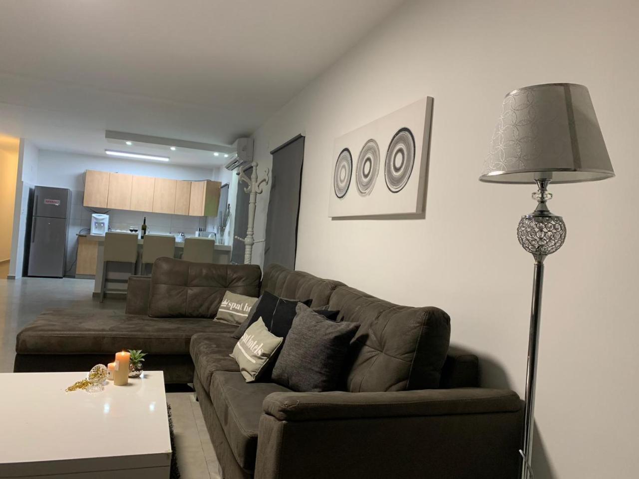 Spat Apartments Bat Yam Exteriör bild