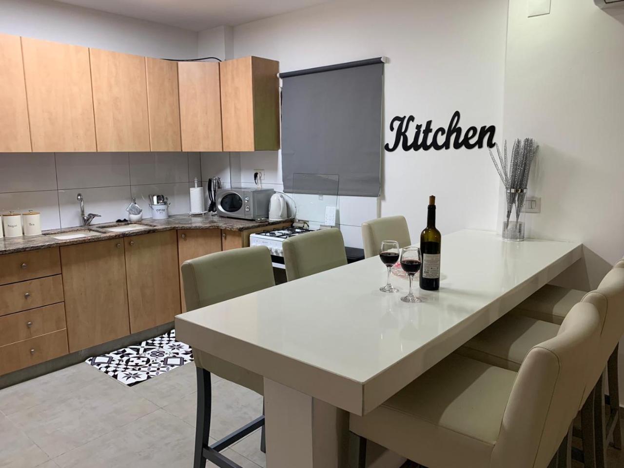 Spat Apartments Bat Yam Exteriör bild