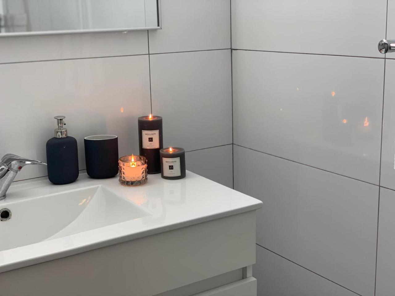 Spat Apartments Bat Yam Exteriör bild